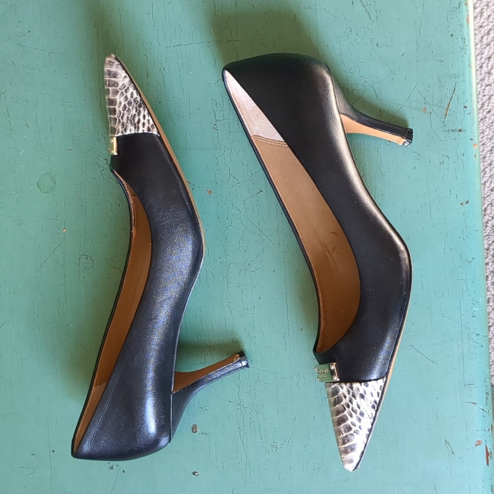 Coach Zan Two Tone Black/ Snake Skin heels Size 9 - Picture 7 of 16